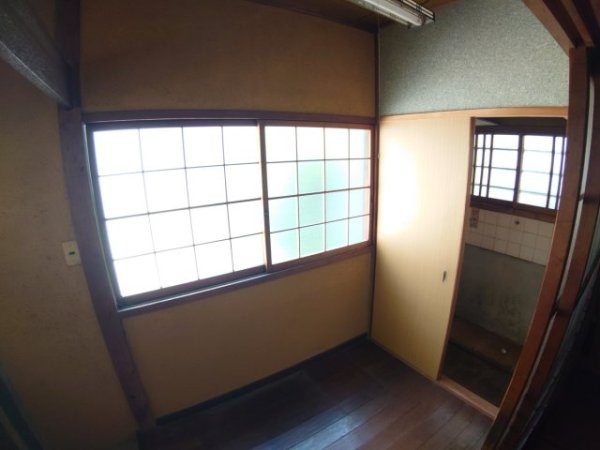 姫室町貸家