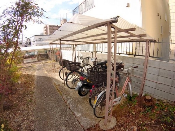 弥栄マンション