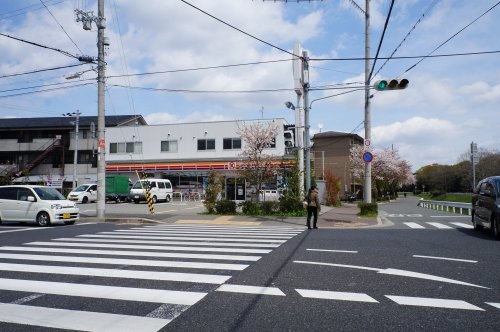 松井ハイツ(サークルＫ伊丹中野東店)