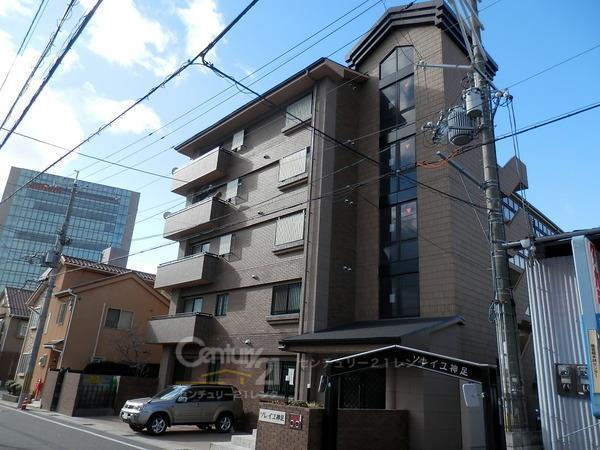 ソレイユ神足　301号