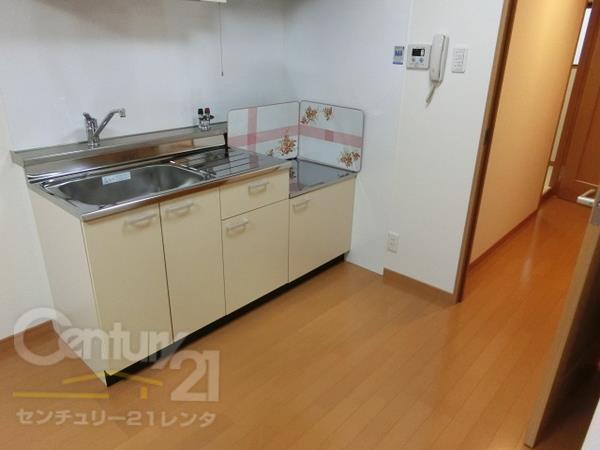 ハイツ中川