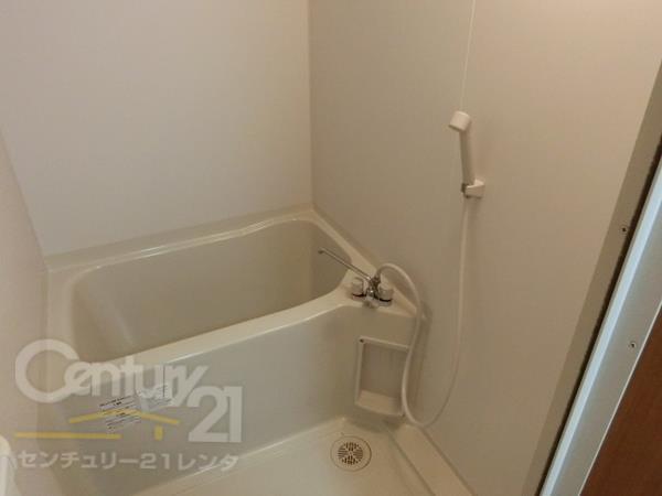 ハイツ中川