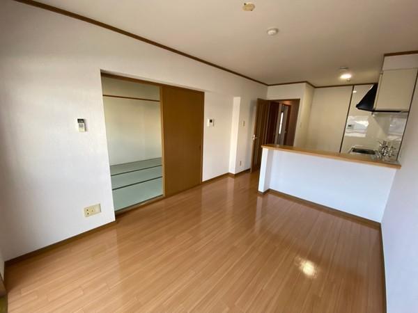 野村マンション