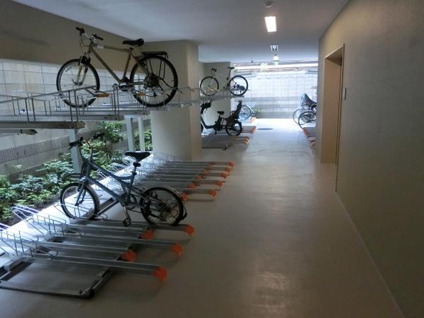 グランドメゾン京都御池通407号(駐車場)