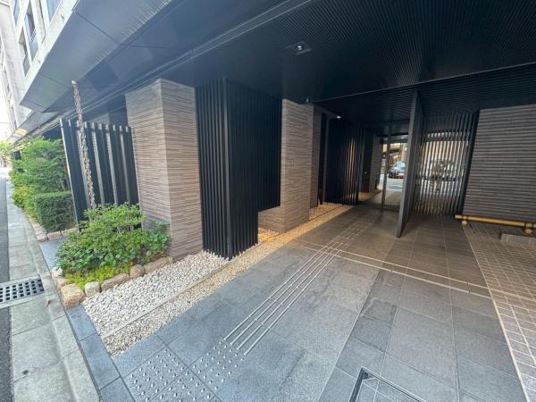 グランドメゾン京都御池通407号(エントランス)