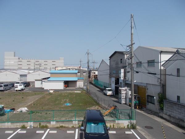 イーストコート