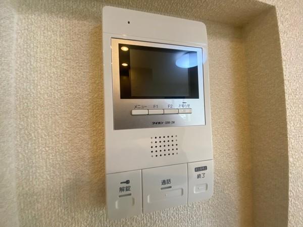 シャーメゾン八角
