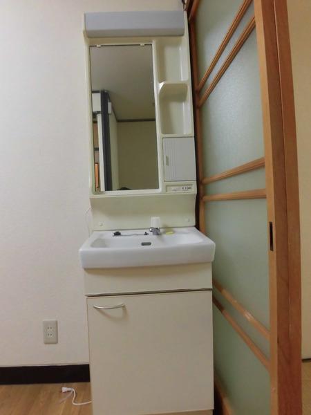 小池マンション南棟