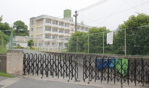 貸家 泉が丘12-14 南(大山崎町立第二大山崎小学校)