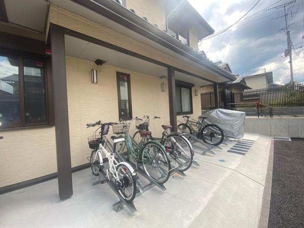 シャルモント勝竜寺