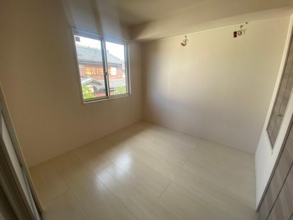 シャルモント勝竜寺