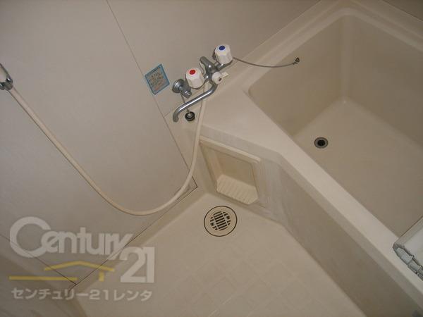 スリーゼ西向日