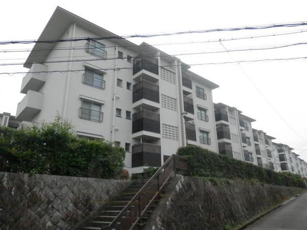 円明寺ヶ丘団地Y棟304号室