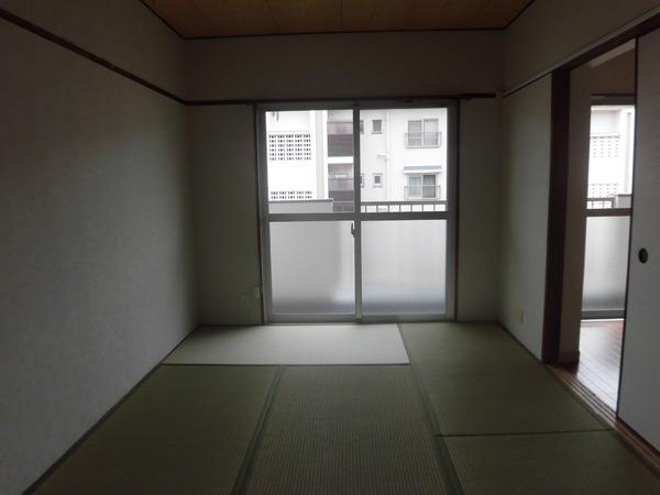 円明寺ヶ丘団地Y棟304号室