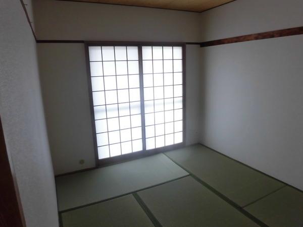 円明寺ヶ丘団地Y棟304号室