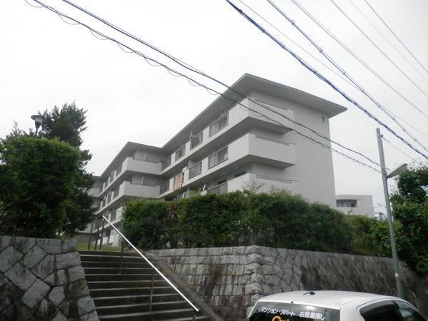 円明寺ヶ丘団地Y棟304号室