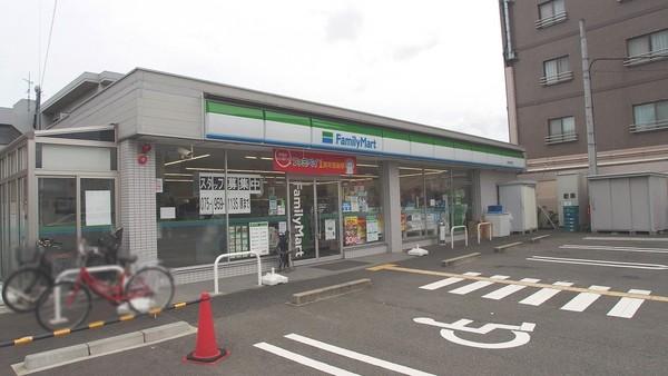 貸家　一文橋二丁目1-4(ファミリーマート長岡京野添店)