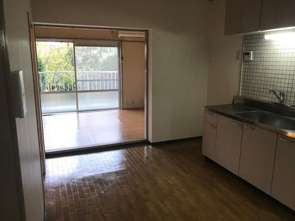 白井マンション