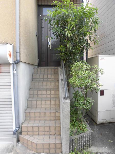 貸家　羽束師鴨川町302-8
