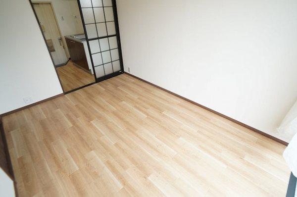 コーポさがの