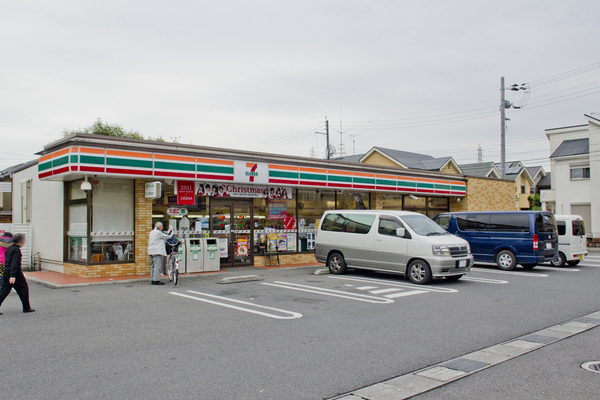 瓜生ハイツ(セブンイレブン向日寺戸店)