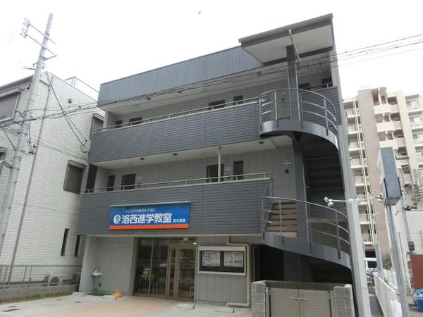 シャトル洛西口