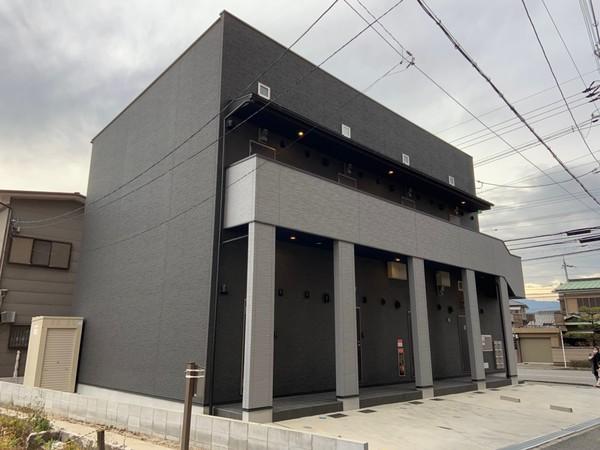 ルミエール淀(エントランス)