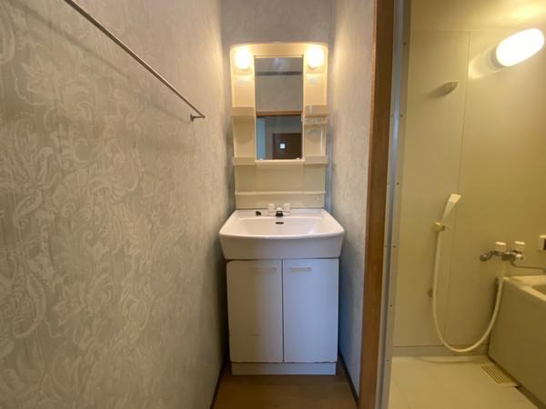 テラスハウス　傍示木8-19
