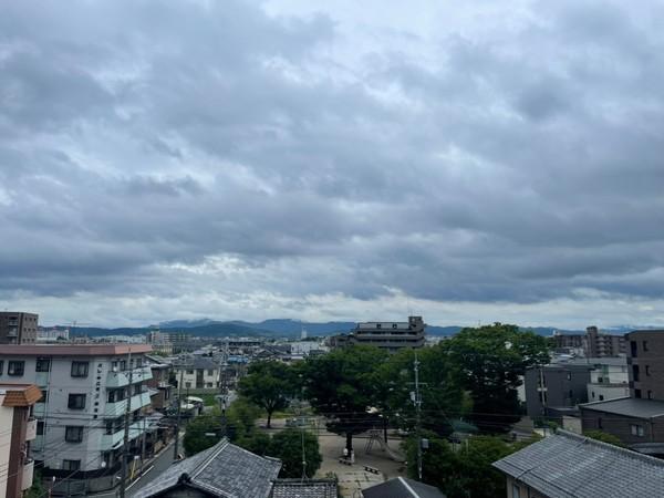 公園マンション