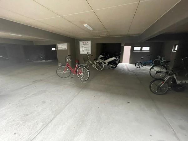公園マンション