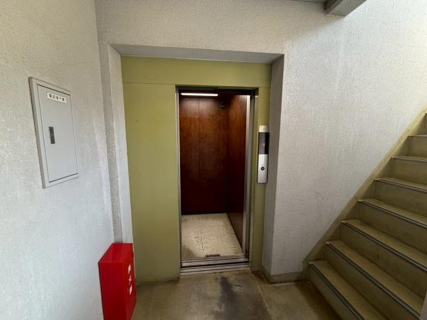 サンプラザ神足