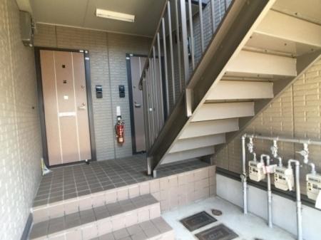アドラブール岩井