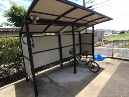 アドラブール岩井