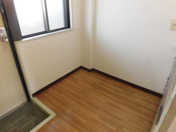 ロイヤルメゾン向日町