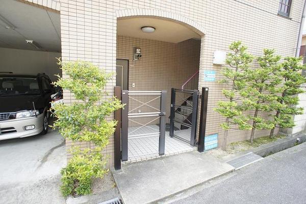 畑マンション