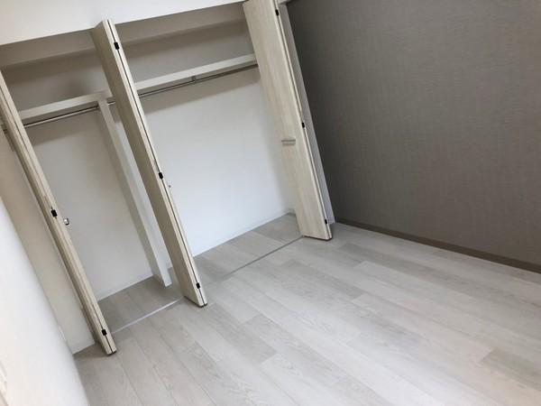 グローリードミール天神