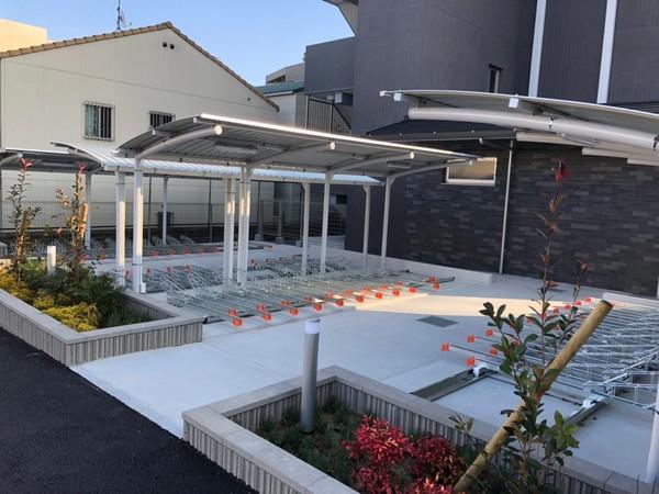 グローリードミール天神