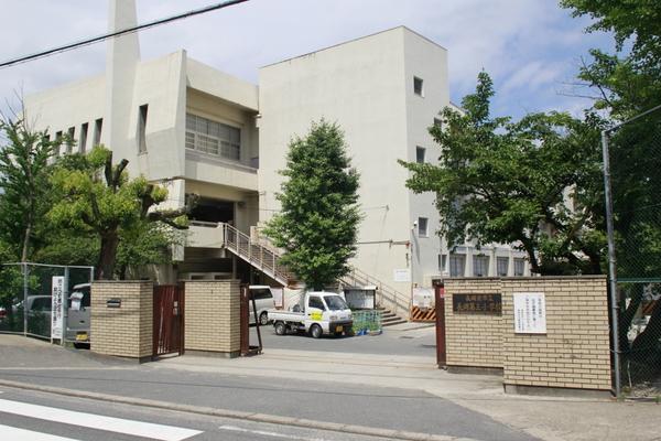 メゾン小西(長岡京市立長岡第三小学校)