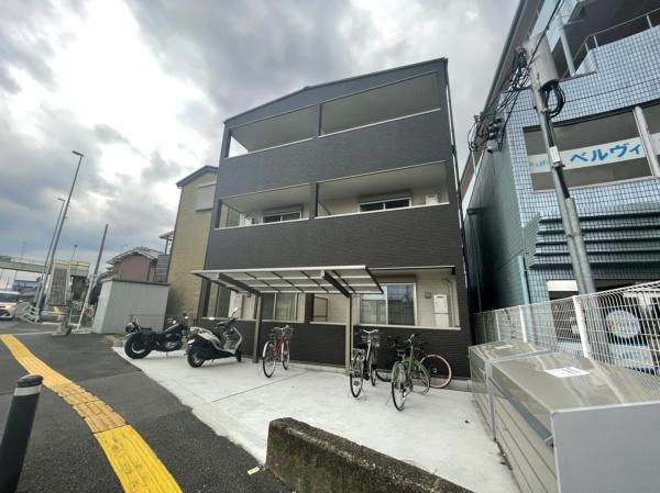 エステイトE桂川　A棟