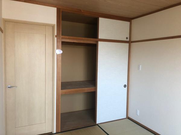 ファミーユ西条