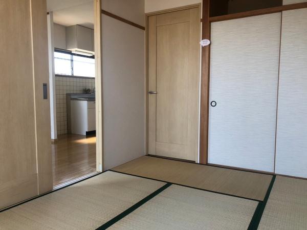 ファミーユ西条