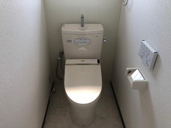 ファミーユ西条