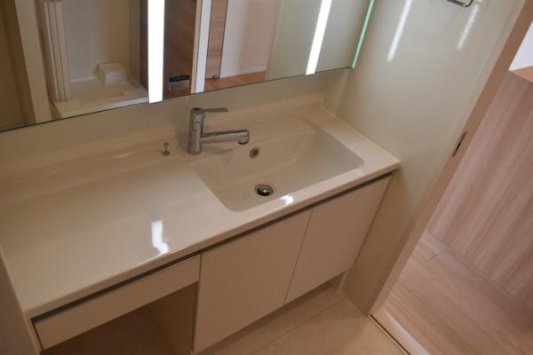 フローラ西向日