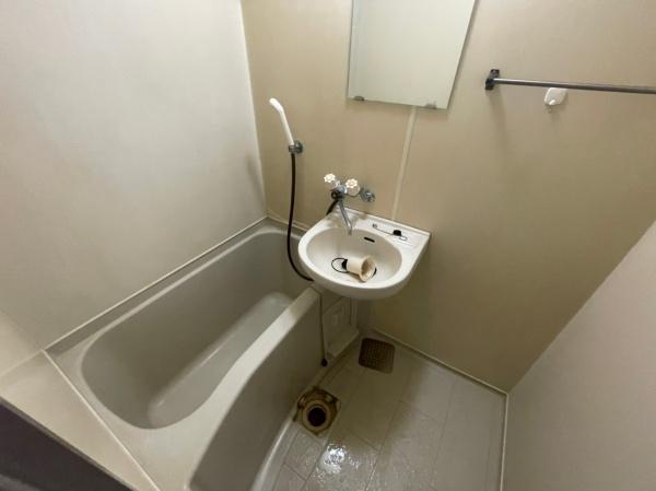 サンパレス山崎