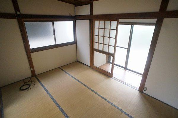 貸家　向日市寺戸町新田24　東棟西側