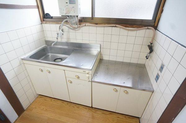 貸家　向日市寺戸町新田24　東棟西側