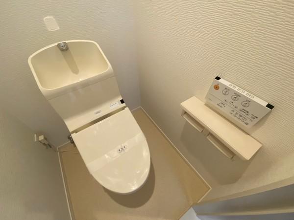 シャルレ8番館