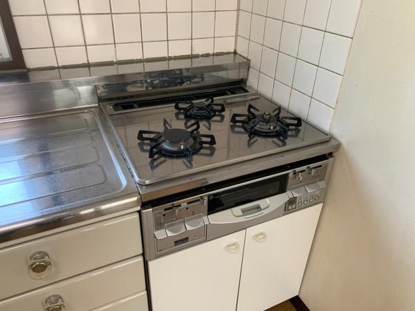 メゾン神足6棟302号