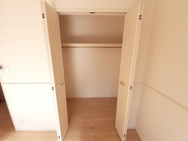 ミレ・グランデ・伏見(収納)