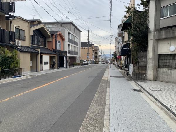 京都市北区衣笠総門町の店舗（建物一部）